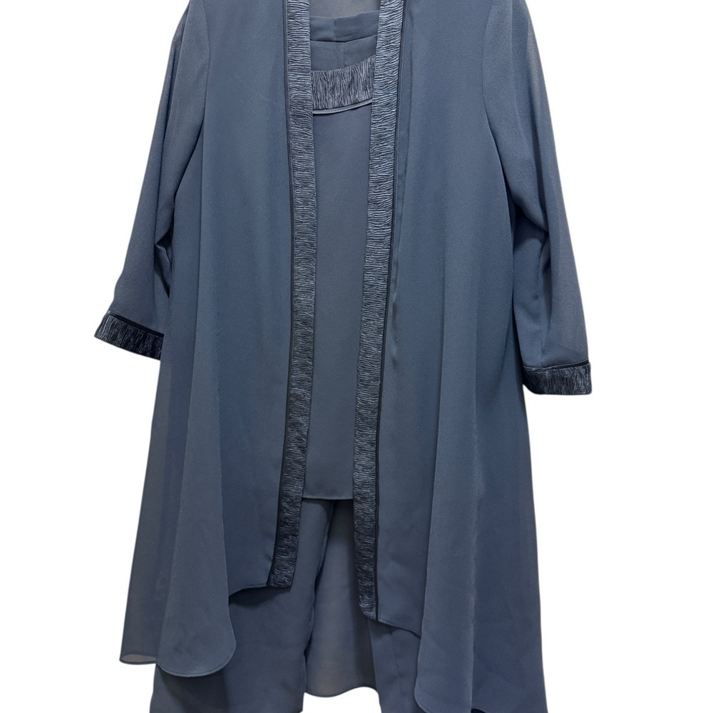 3 pices Le Bos gorgeous Blue Dress size 10. Fancy and chic for a chic lady